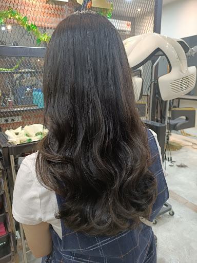 7pm Hair Studio