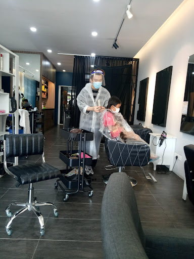 COLOR INS SALON