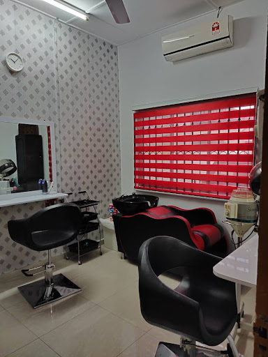 DE 'Aurahijab salon muslimah skudai