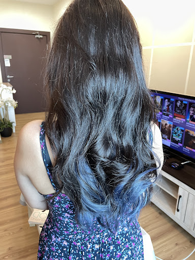 Decouper Hairdressing @Vivacity Megamall Kuching