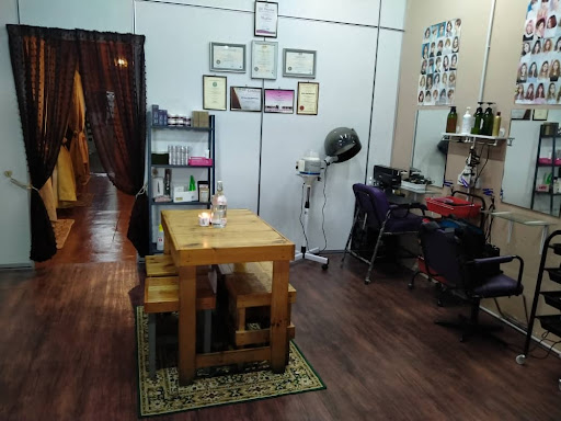 Farniesha Beauty Spa & Salon