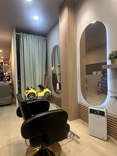 FELICITY HAIR STUDIO