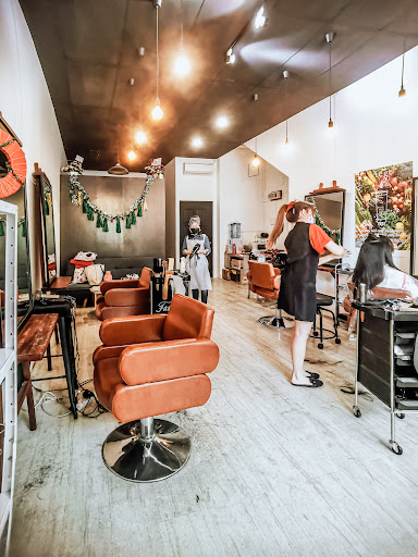 FRISÖR Hair Studio