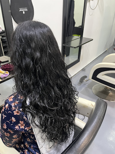 Komorebi Hair Saloon