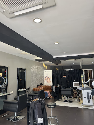 Michi Hair Studio hq