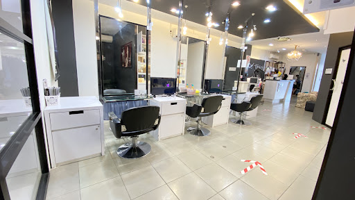 Salun Rambut Terbaik Berhampiran Saya di Kampung Kilim