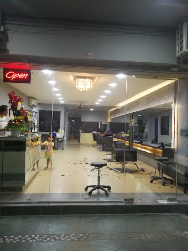 Salun Rambut Terbaik Berhampiran Saya di Kuah