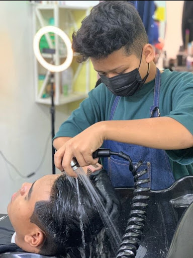 THE BARBERSHOP